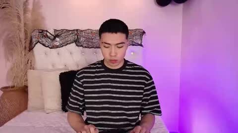 Snapshot of alessandrodaw chatting on 11-02-25, 04:37 Alessandro  online show from 11-02-25, 04:37