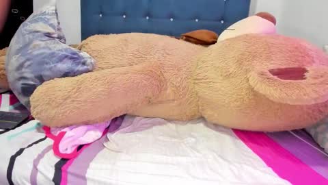 alessia_hot1 online show from 03-01-26, 05:04