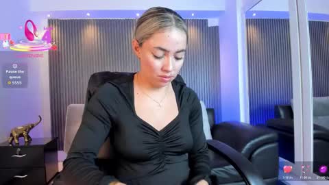 Alessia  Everyday From 0530 to 1430 Col Time online show from 12-18-25, 12:22