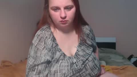 Snapshot of alessianeyl chatting on 01-19-26, 06:17 Alessia online show from 01-19-26, 06:17