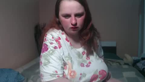 Snapshot of alessianeyl chatting on 03-16-26, 01:22 Alessia online show from 03-16-26, 01:22