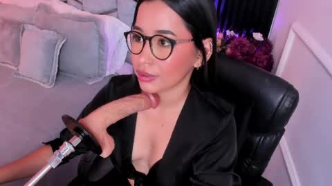 Snapshot of alessiaspice chatting on 07-07-26, 04:48 Alessia online show from 07-07-26, 04:48
