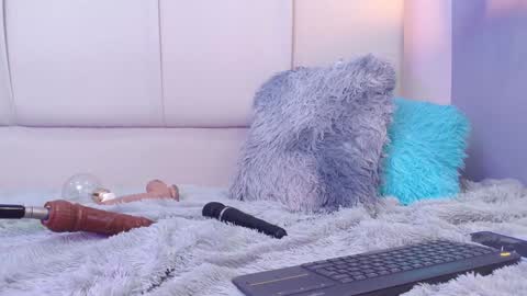 Snapshot of alessiaval chatting on 02-06-25, 03:41 Valery online show from 02-06-25, 03:41