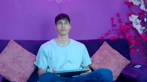 Alessio online show from 11-29-25, 12:08