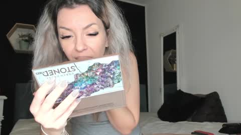 alesys69 online show from 01-16-25, 10:55