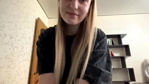 April online show from 12-15-25, 06:39