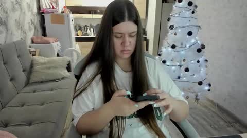 Aletta Oushen online show from 01-06-26, 12:09