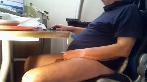 alex47100 online show from 01-21-25, 09:13