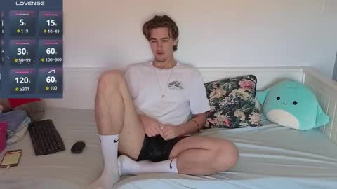 Alex83530 online show from 03-02-26, 08:32