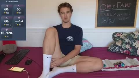 Alex83530 online show from 08-06-26, 02:30