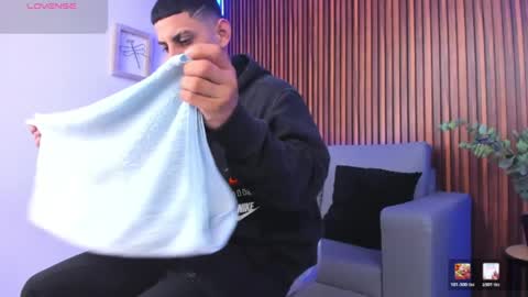 alex online show from 04-21-26, 12:44