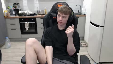 Alex online show from 02-27-25, 09:04