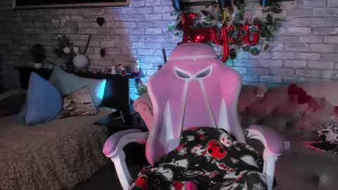 Snapshot of alex_howell chatting on 03-01-25, 11:47 alex_howell online show from 03-01-25, 11:47