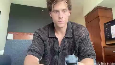Alex Stone online show from 06-08-26, 06:41