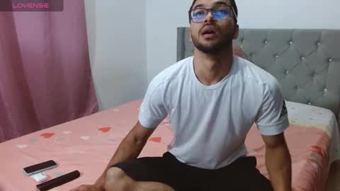 alex_jus1 online show from 01-04-25, 03:07