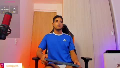 Snapshot of alex_lord_ chatting on 04-12-26, 04:56 i am Alex online show from 04-12-26, 04:56