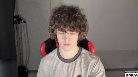 Snapshot of alex_mactavish chatting on 09-21-25, 09:38 Alexander online show from 09-21-25, 09:38