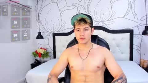 Alex  online show from 04-06-26, 07:59