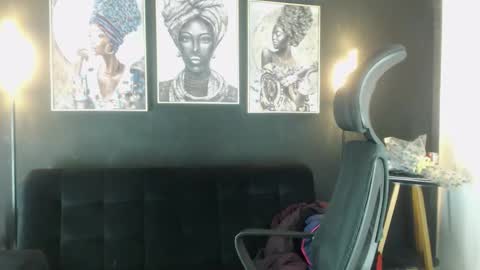 Snapshot of alex_saints_ce chatting on 11-13-25, 02:21 Alex Saints online show from 11-13-25, 02:21