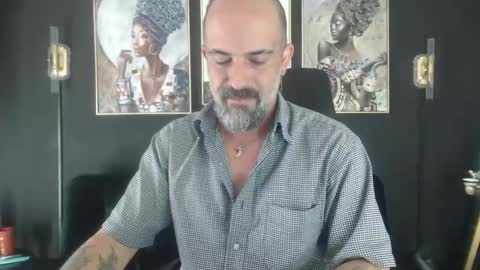 Alex Saints online show from 02-12-26, 04:46