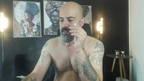 Snapshot of alex_saints_ce chatting on 05-04-26, 10:11 Alex Saints online show from 05-04-26, 10:11