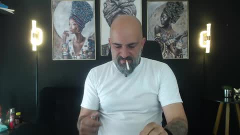 Snapshot of alex_saints_ce chatting on 05-20-26, 02:23 Alex Saints online show from 05-20-26, 02:23