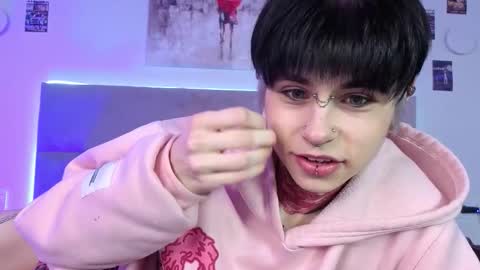 Snapshot of alex_valllley chatting on 02-08-26, 11:08 Alex Valley online show from 02-08-26, 11:08