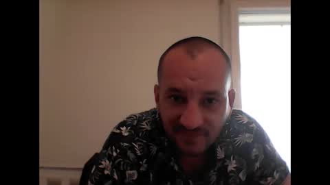 Alexandru online show from 05-18-26, 01:06