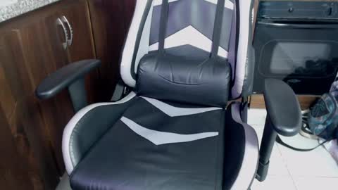 alex_xhunter online show from 04-02-26, 07:33