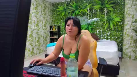 alexa1aome online show from 12-21-25, 08:27