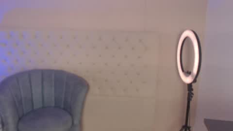 Snapshot of alexa__11 chatting on 06-22-26, 12:24 alexa__11 online show from 06-22-26, 12:24