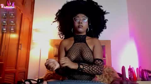 alexa_cortes23 online show from 10-28-25, 11:03