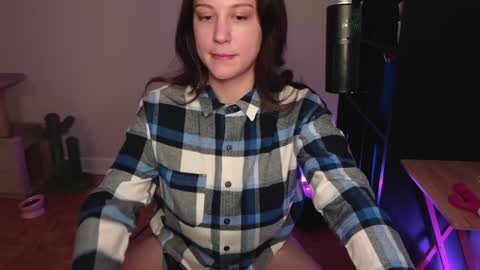 dont be afraid to click social media link its  working  just click on that  online show from 12-06-24, 11:25