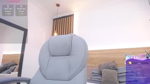 Alexa Forbes online show from 05-22-26, 02:40