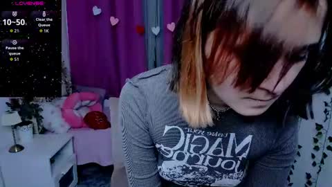 Snapshot of alexa_lexi chatting on 06-10-26, 11:31 alexa_lexi online show from 06-10-26, 11:31