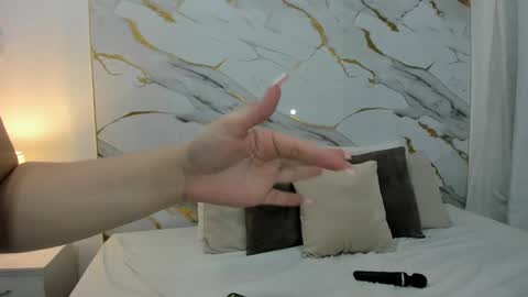 Snapshot of alexa_star1 chatting on 02-21-25, 12:16 Alexa online show from 02-21-25, 12:16