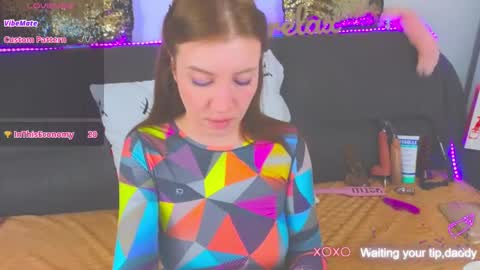 Snapshot of alexa_stoun chatting on 01-25-25, 01:52 Alexa online show from 01-25-25, 01:52