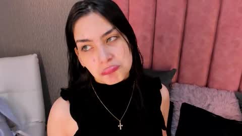 Alexa Thaylor online show from 11-01-25, 01:35