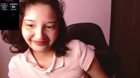 Snapshot of alexaa08 chatting on 12-22-25, 01:30 Alexandra 3 online show from 12-22-25, 01:30