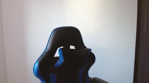 Snapshot of alexaa08 chatting on 02-27-26, 12:05 Alexandra 3 online show from 02-27-26, 12:05