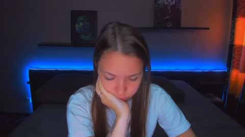 angel online show from 05-25-26, 01:00