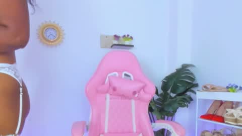 Alexa Jhonson online show from 11-16-25, 11:16