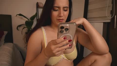 alexajhonsonof online show from 01-12-25, 02:03