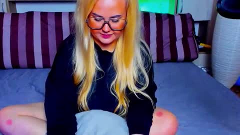 AlexaLaVibes online show from 10-02-25, 07:37