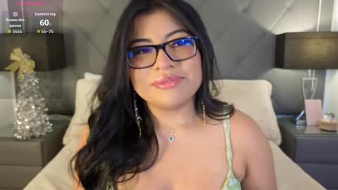 Snapshot of alexamadisson chatting on 12-16-25, 09:31 Alexa online show from 12-16-25, 09:31