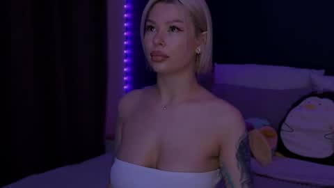 Alexa Mason online show from 04-27-26, 01:58