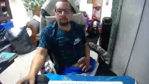 Snapshot of alexamdergal chatting on 02-24-25, 03:20 Alexamdergal online show from 02-24-25, 03:20