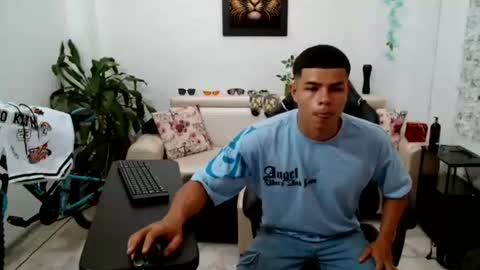 Snapshot of alexander_cr chatting on 06-30-26, 09:16 Alexander online show from 06-30-26, 09:16