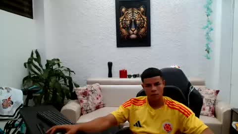 Snapshot of alexander_cr chatting on 07-03-26, 08:48 Alexander online show from 07-03-26, 08:48