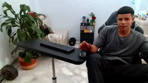Snapshot of alexander_cr chatting on 07-06-26, 09:17 Alexander online show from 07-06-26, 09:17